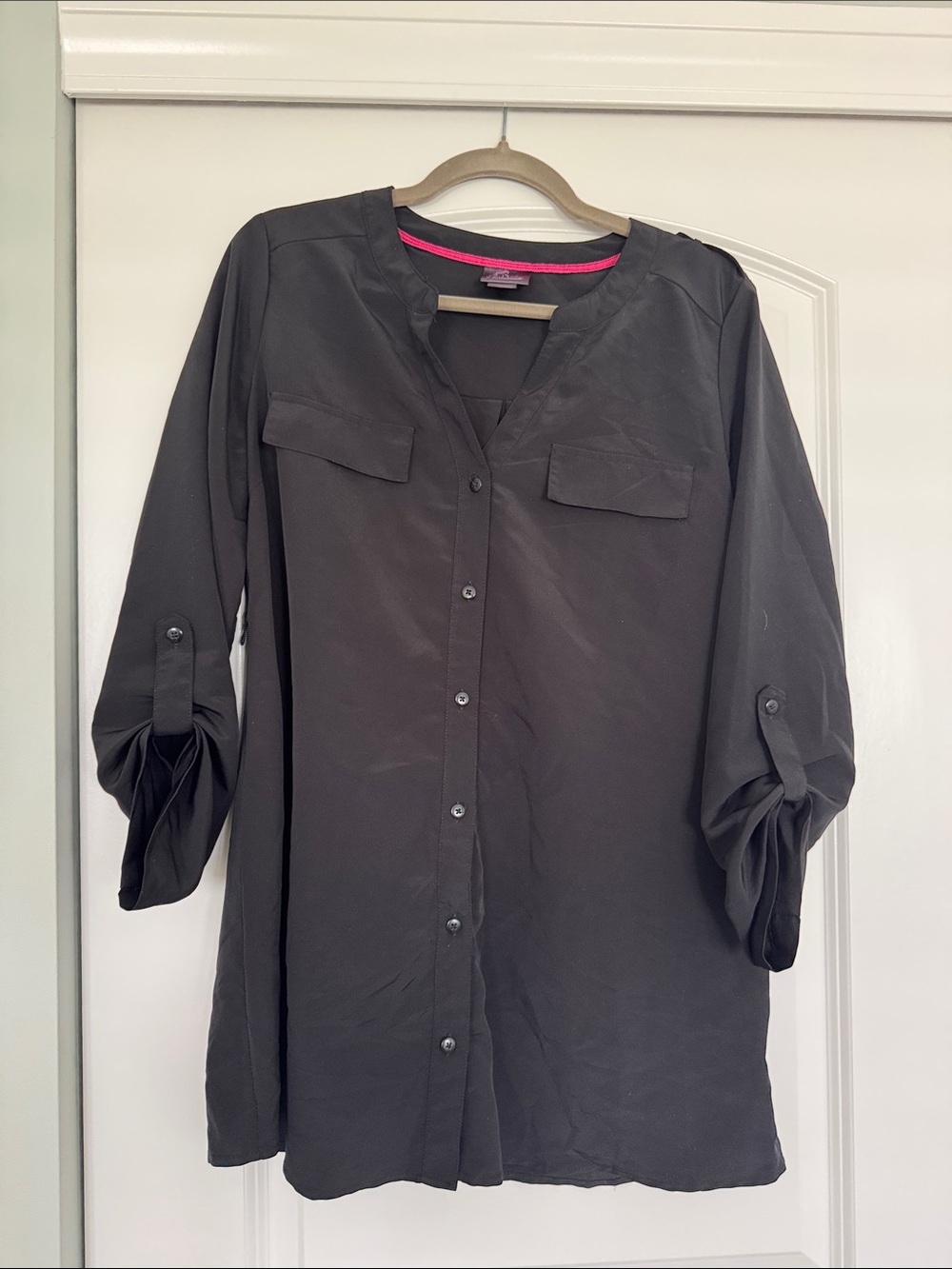 Oh Baby by Motherhood Black Top with Pink Trim